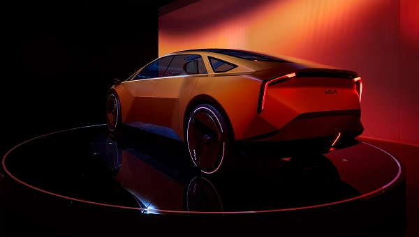 Kia Concept Vehicle Vision Metatourismo displayed in the exhibition space