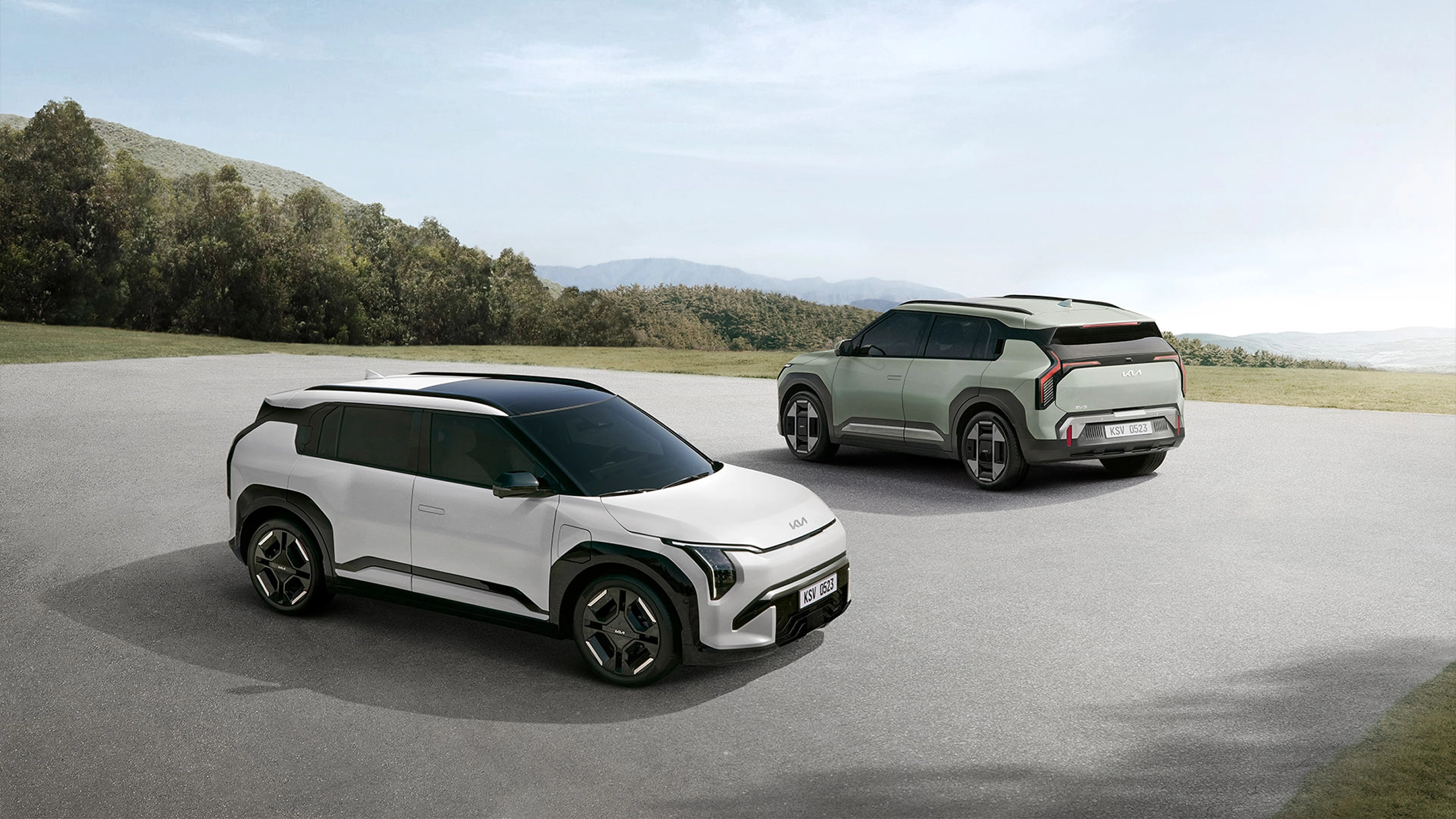 Image of two Kia EV3 vehicles on the road, winner of the 2024 TopGear.com Crossover of the Year