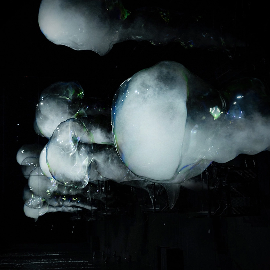 Large air bubbles and smoke in A.A. Murakami's 'Beyond the Horizon'.