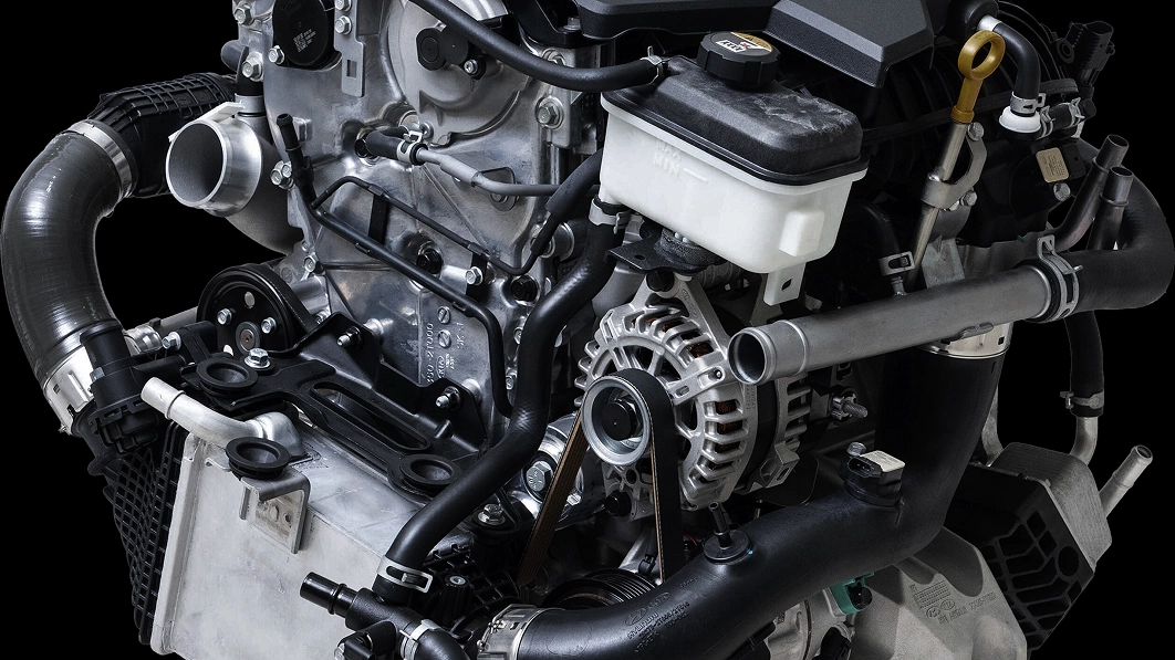 자동차 엔진 및 주요 부품 클로즈업 이미지