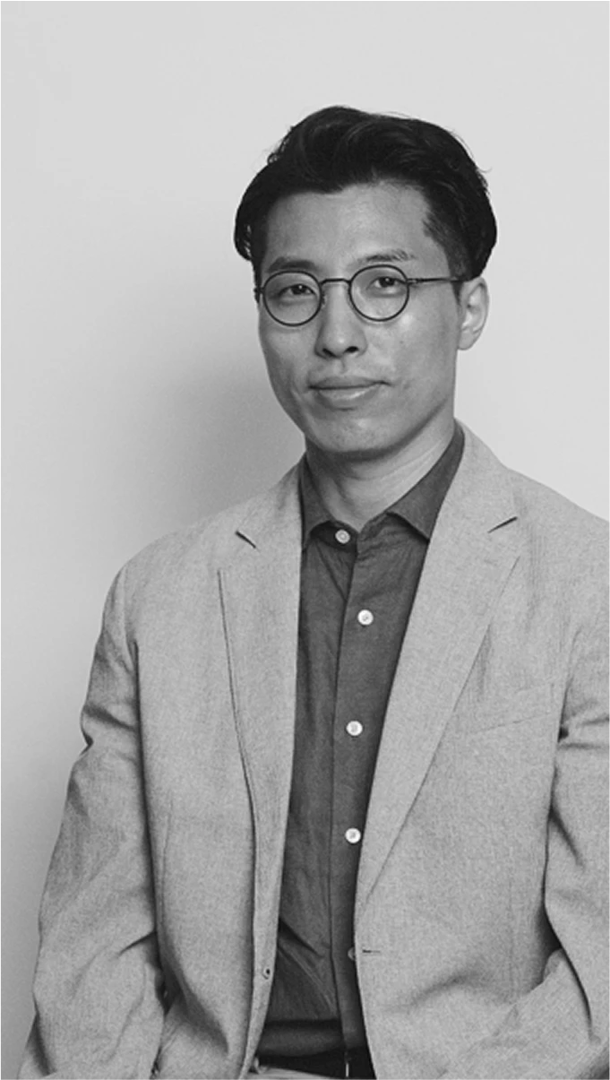 Black-and-white profile portrait of Seungmo Lim, Head of Kia China Design